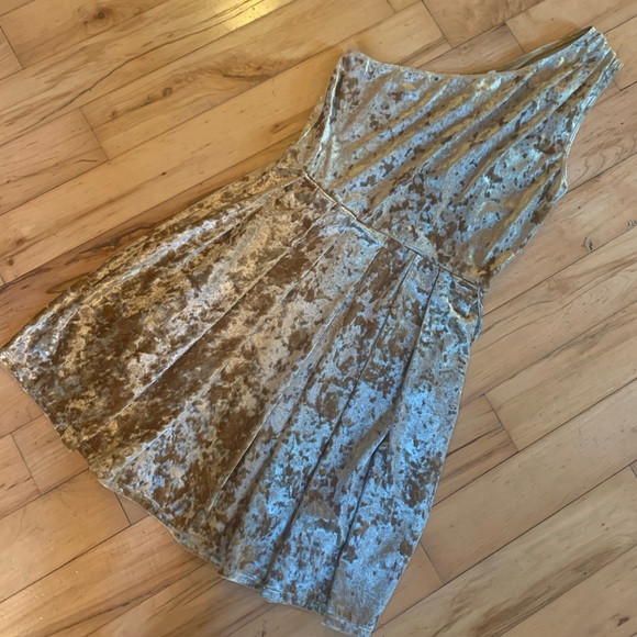 BCBG Generation One Shoulder Velvet Dress Small - Picture 2 of 6